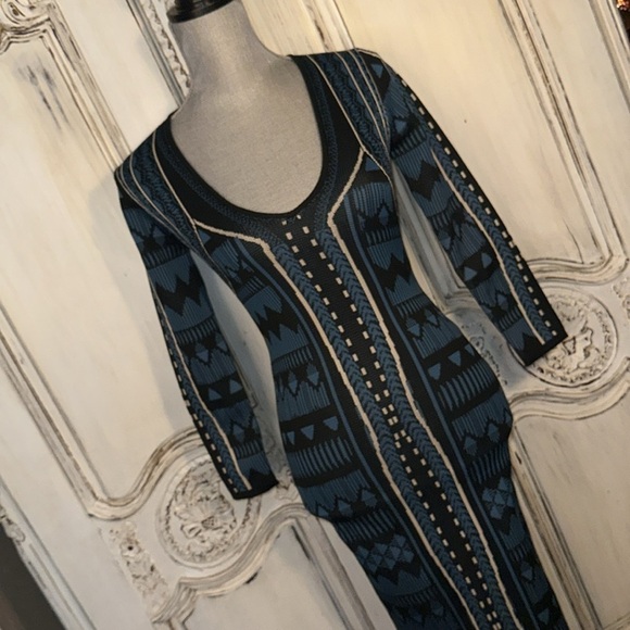 Jealous Tomato Geo Graphic Long Sleeve Deep V Neck Body con Knit Dress Size S - Picture 2 of 11